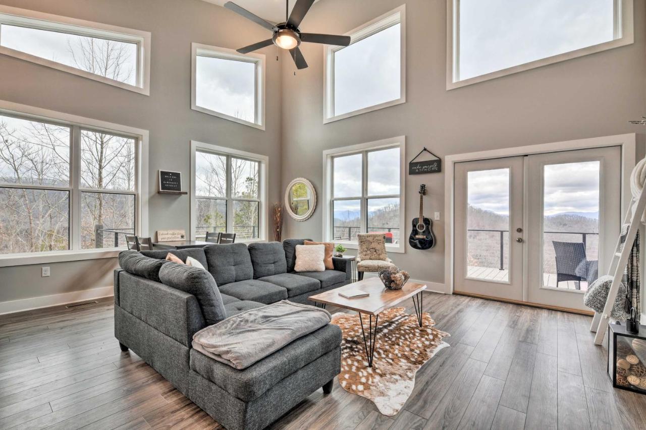 Scenic Hillside Cabin In Sylva With Hot Tub And Views! Exterior foto