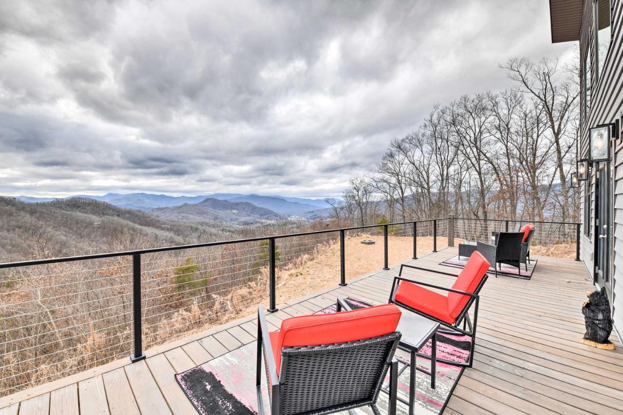 Scenic Hillside Cabin In Sylva With Hot Tub And Views! Exterior foto